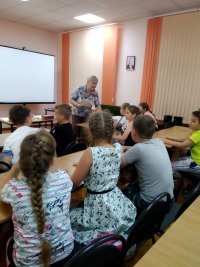 Вчера учащиеся Каневской РДШИ посетили Центральную Детскую Библиотеку, где участвовали в игровой программе 